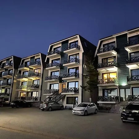 Hedonic Apartament *